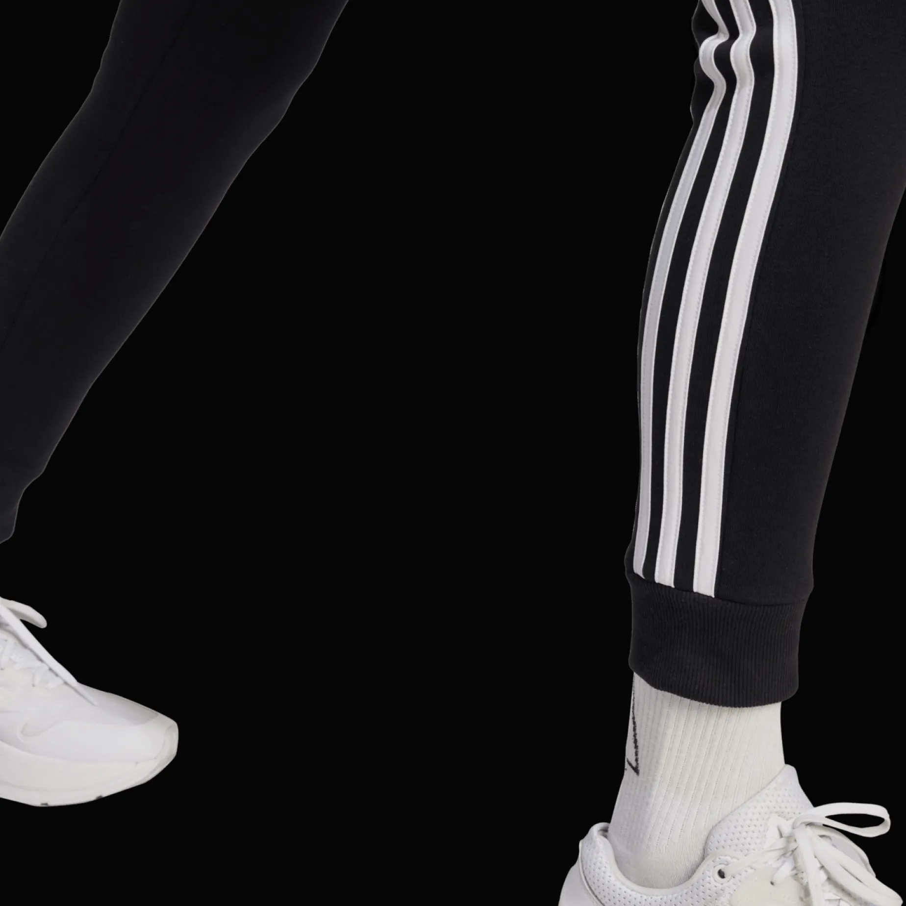 Essentials 3-Stripes Fleece Joggers, joggebukse, dame - Jogge-& Fritidsbukse - Essentials 3-Stripes Fleece Joggers, joggebukse, dame