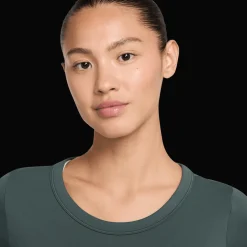 One Fitted Dri-FIT Short Sleeve Top, t-skjorte, dame - Trenings- T-Skjorte & Topper - One Fitted Dri-FIT Short Sleeve Top, t-skjorte, dame