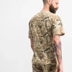 Camo T-shirt, t-skjorte, kamuflasjemønster - Skjorte - Camo T-shirt, t-skjorte, kamuflasjemønster