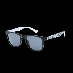 003 Waye Kids Matt Black Frame Temple W Smoke Lens Cat.3, solbriller, junior - Fritidsbriller - 003 Waye Kids Matt Black Frame Temple W Smoke Lens Cat.3, solbriller, junior